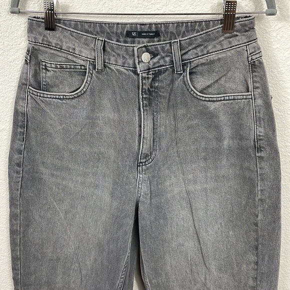 Reclaimed Vintage RV Ultra High Rise Mom Jeans Rigid Denim Faded Black Sz 30 - Picture 2 of 10